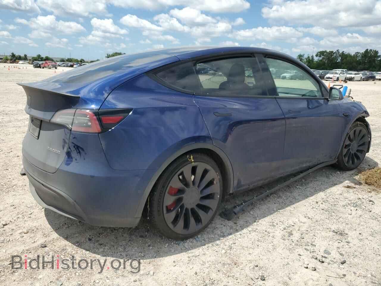 2022 TESLA MODEL Y - VIN: 7SAYGDEF2NF538844 - Фото 3