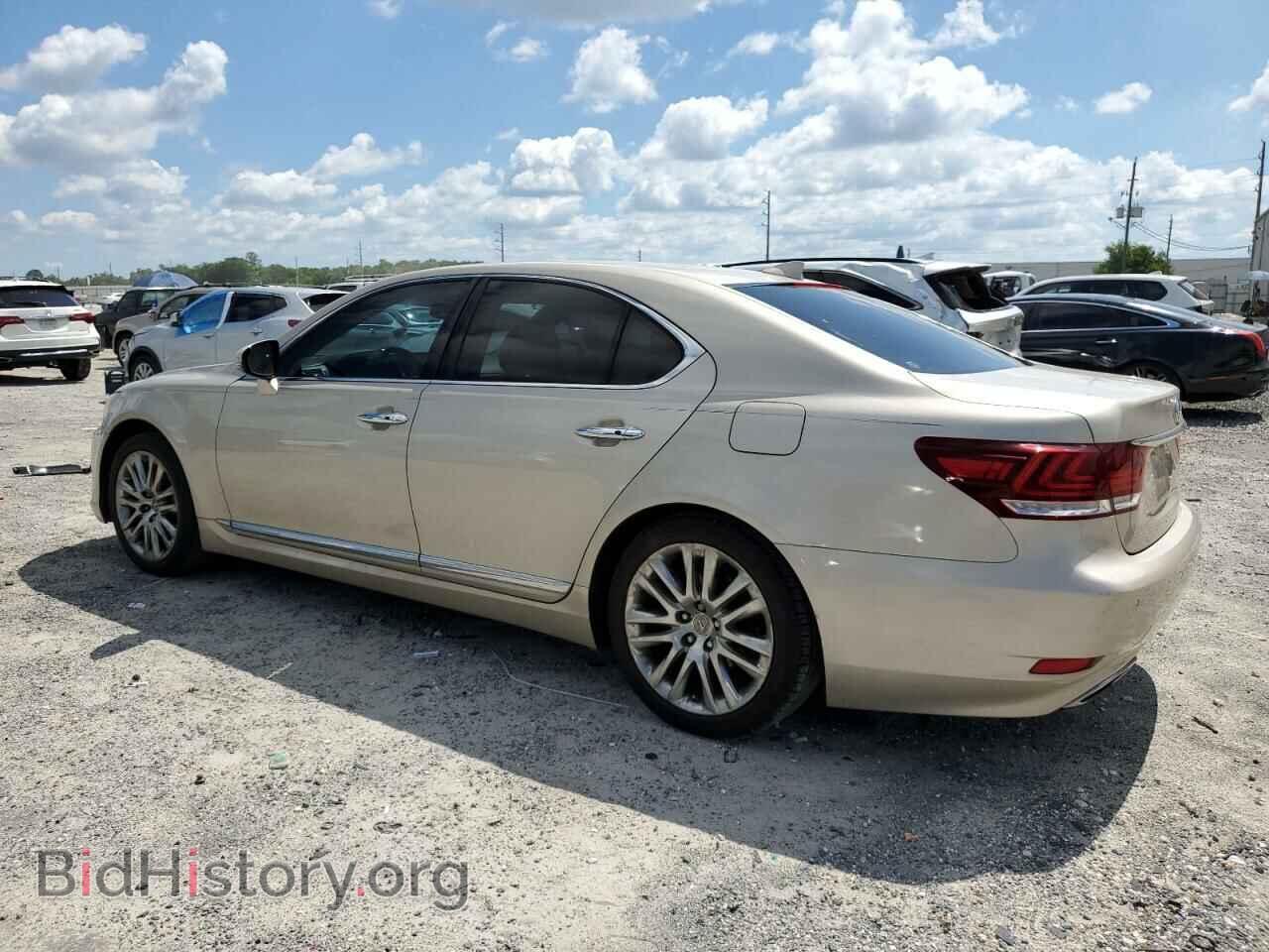 2014 LEXUS LS460 - VIN: JTHBL5EF2E5130770 - Photo 2