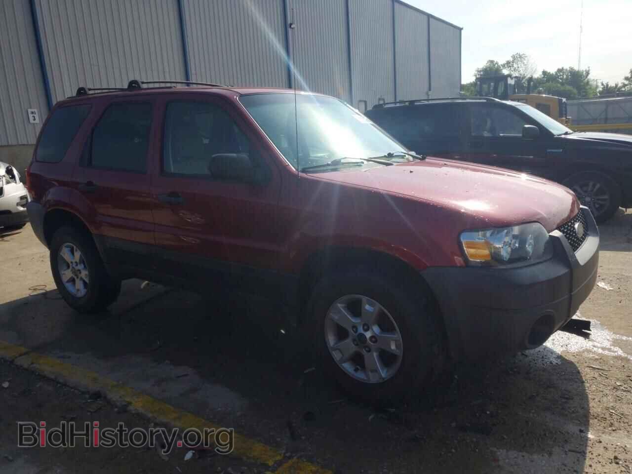 2007 FORD ESCAPE - VIN: 1FMYU03197KA20012 - Photo 4