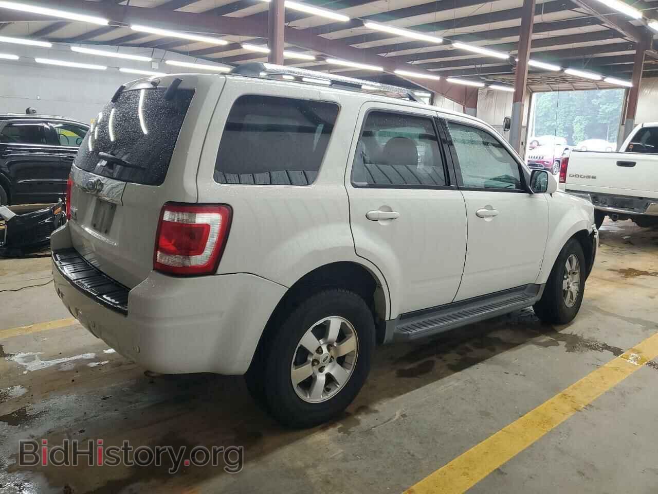 2009 FORD ESCAPE - VIN: 1FMCU04759KA79364 - Фото 3