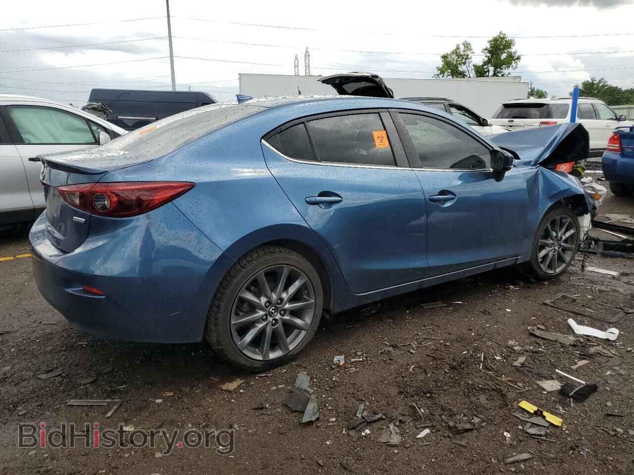 2018 MAZDA 3 - VIN: 3MZBN1W36JM267639 - Фото 3