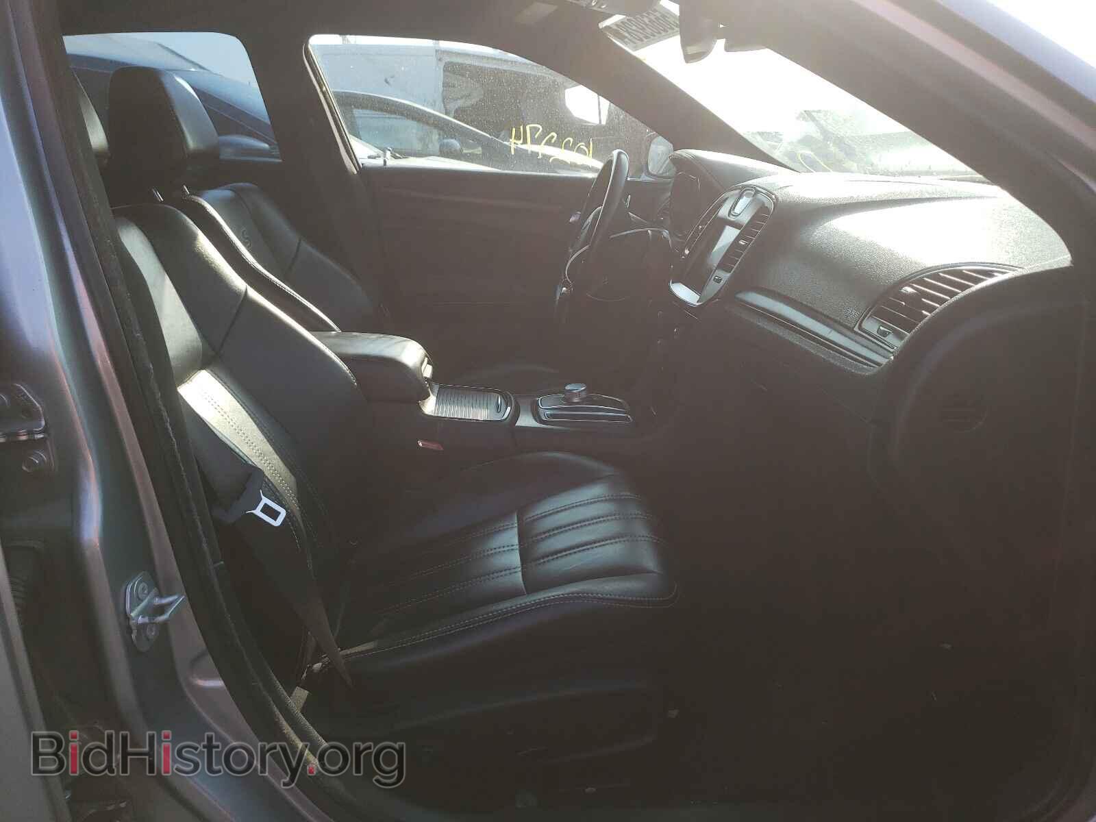 2016 CHRYSLER 300 - VIN: 2C3CCABG9GH287384 - Фото 5
