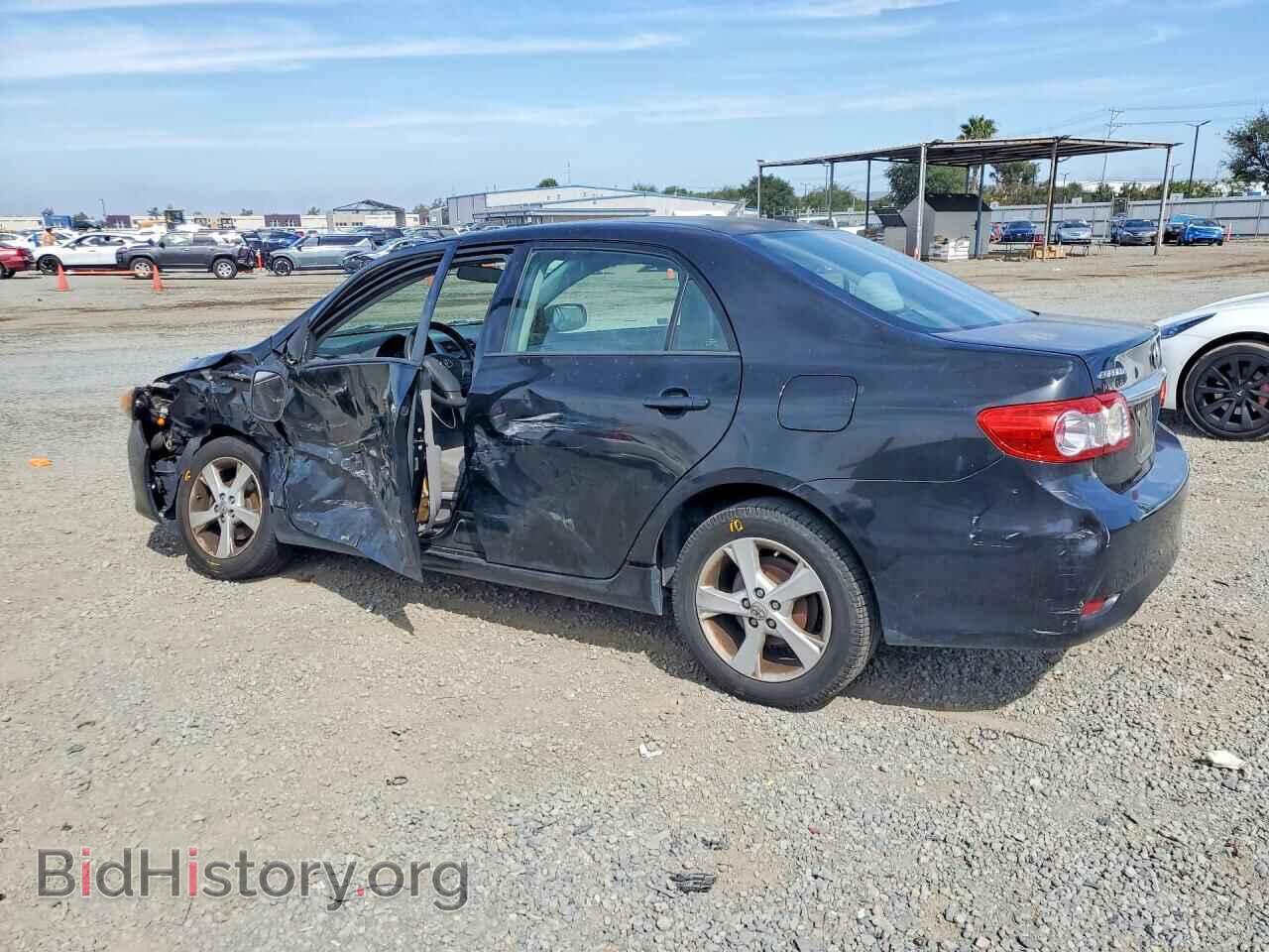 2011 TOYOTA COROLLA - VIN: 2T1BU4EE0BC574261 - Фото 2