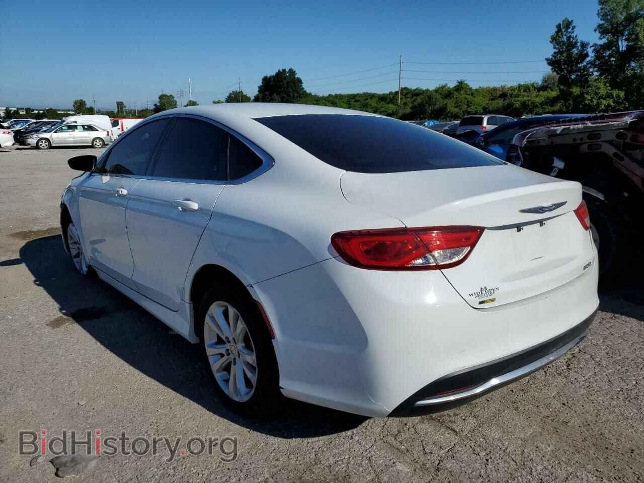 2015 CHRYSLER 200 - VIN: 1C3CCCABXFN579780 - Фото 3