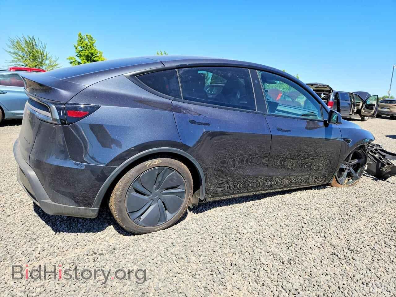 2026 TESLA MODEL Y - VIN: 7SAYGDEE2TF583111 - Фото 3