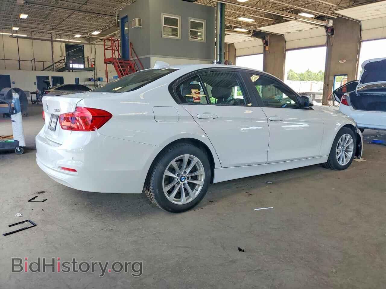 2017 BMW 3 SERIES - VIN: WBA8E5G35HNU44097 - Фото 3
