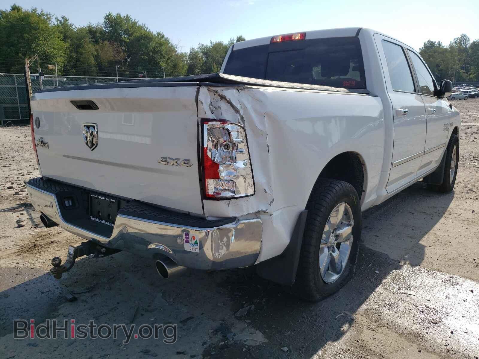 2017 RAM 1500 - VIN: 3C6RR7LT6HG618188 - Photo 4