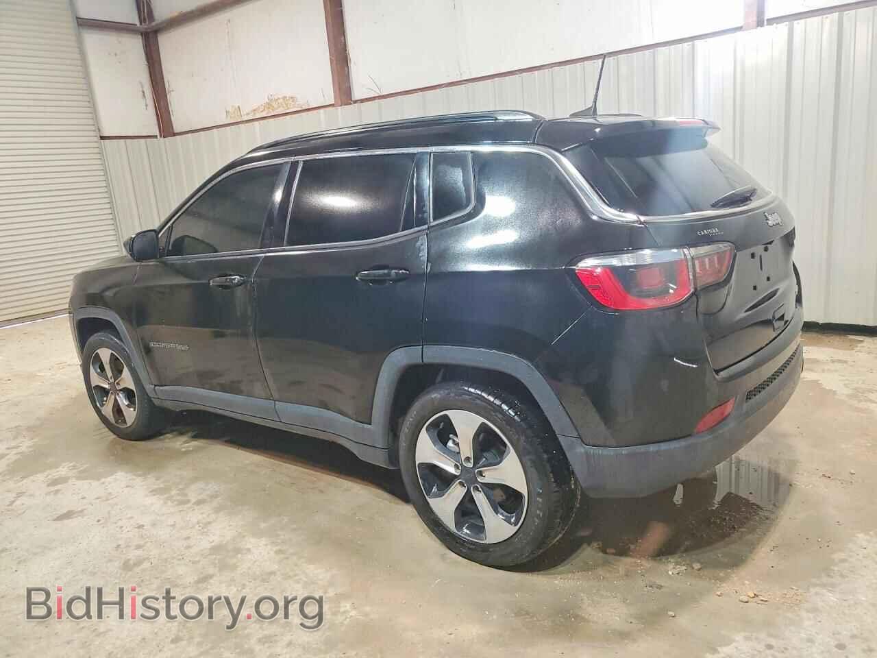 2018 JEEP COMPASS - VIN: 3C4NJCBB1JT102706 - Photo 2