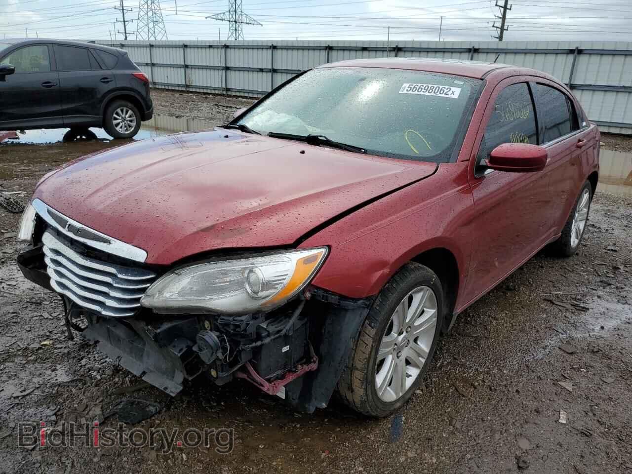 2011 CHRYSLER 200 - VIN: 1C3BC1FB1BN569013 - Фото 2