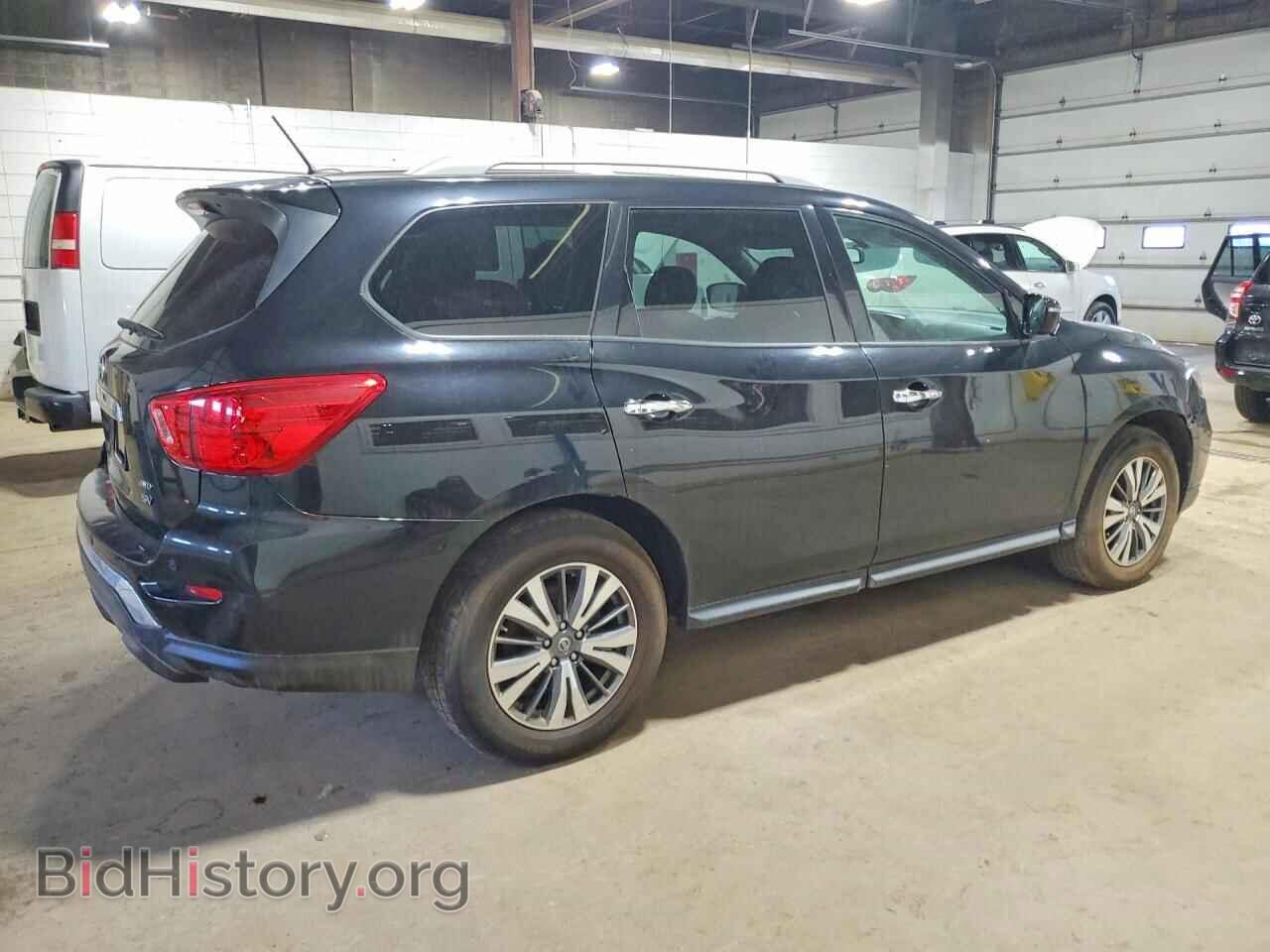 2017 NISSAN PATHFINDER - VIN: 5N1DR2MM2HC608219 - Фото 3