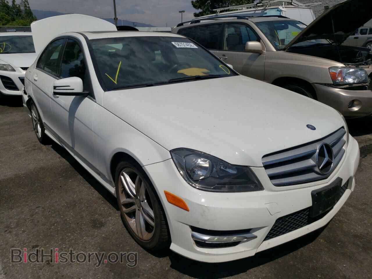Фотография WDDGF4HB1DR275166 - MERCEDES-BENZ C-CLASS 2013
