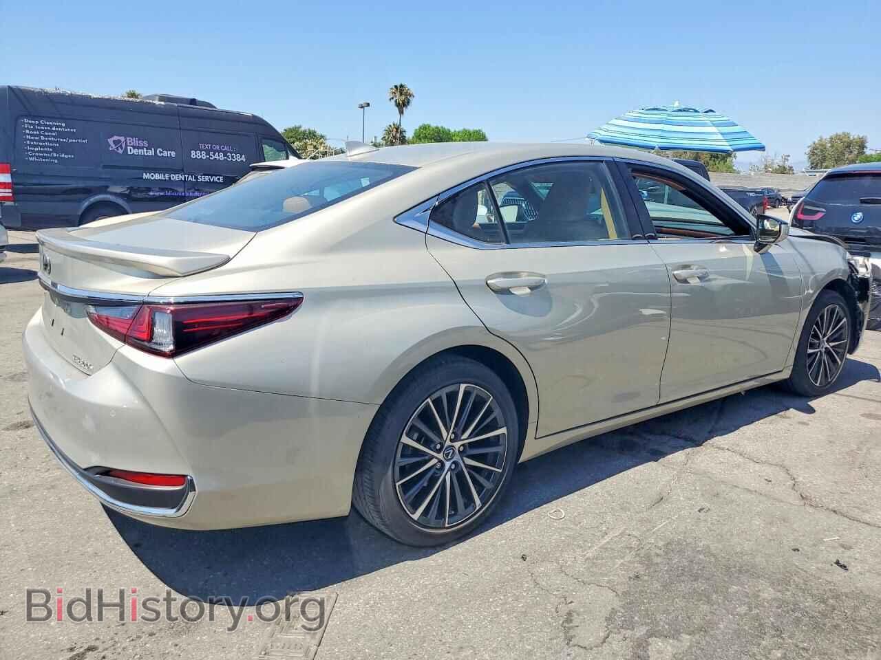 2024 LEXUS ES300 - VIN: 58ADA1C19RU042427 - Photo 3