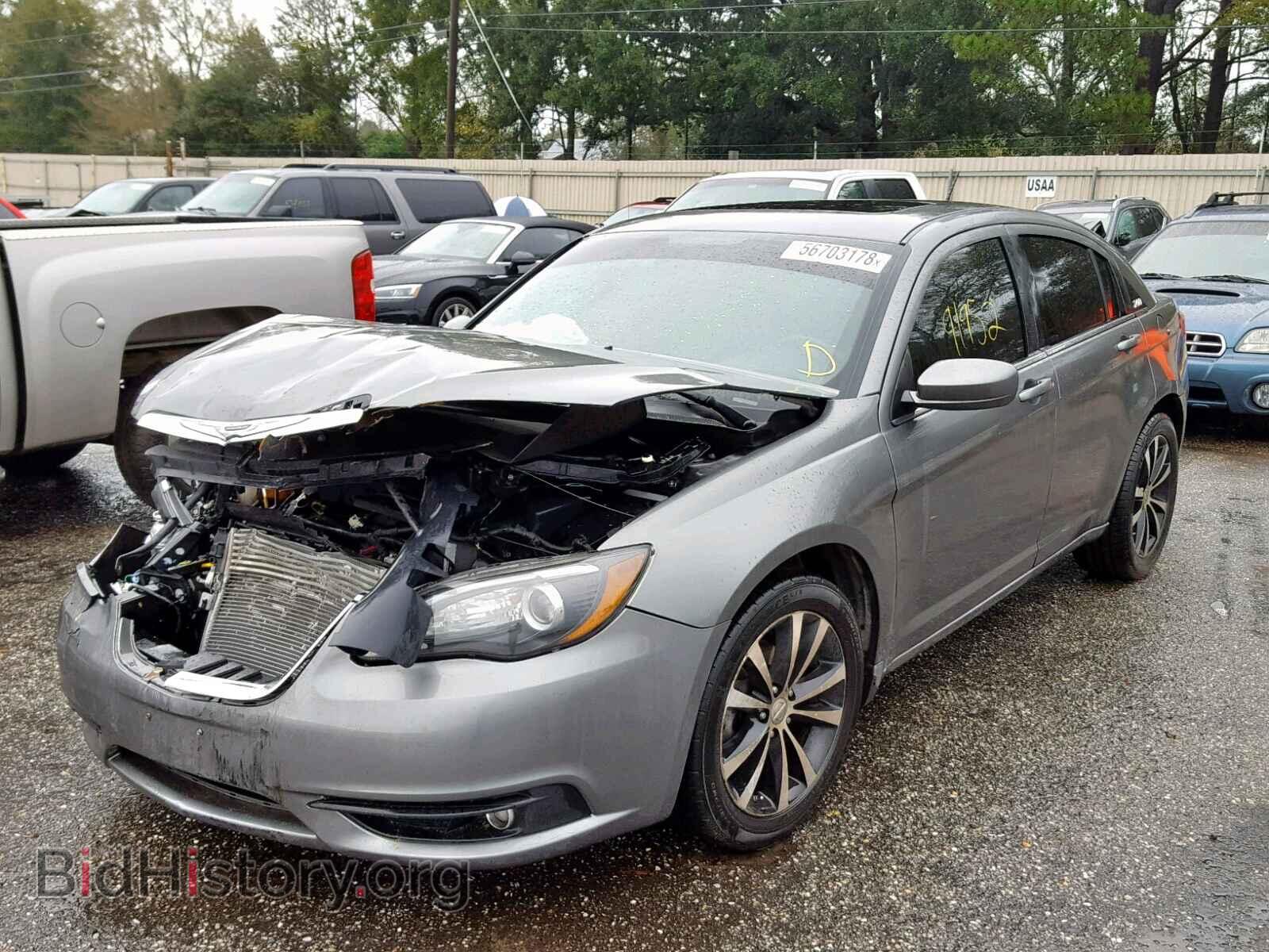 2012 CHRYSLER 200 - VIN: 1C3CCBHG8CN305484 - Фото 2