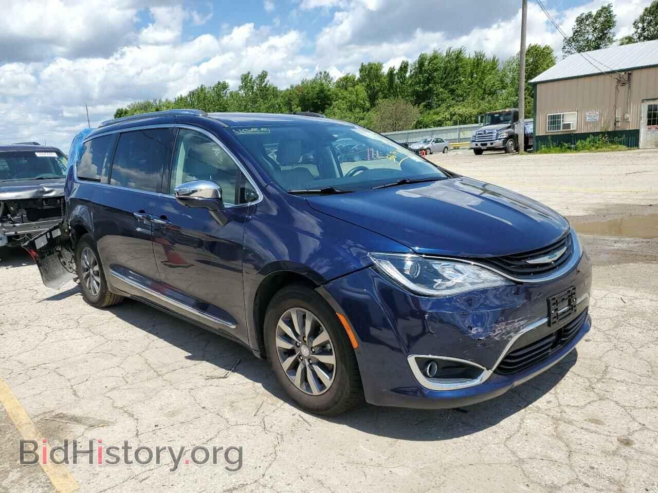 2019 CHRYSLER PACIFICA - VIN: 2C4RC1N73KR668748 - Фото 4