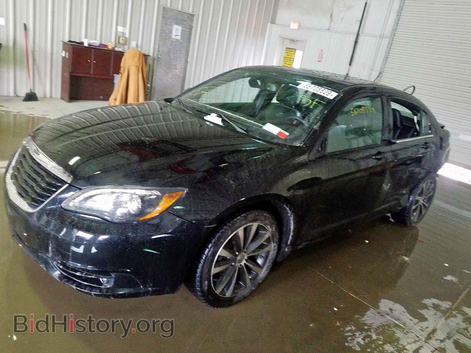2013 CHRYSLER 200 - VIN: 1C3CCBCG8DN577980 - Photo 2
