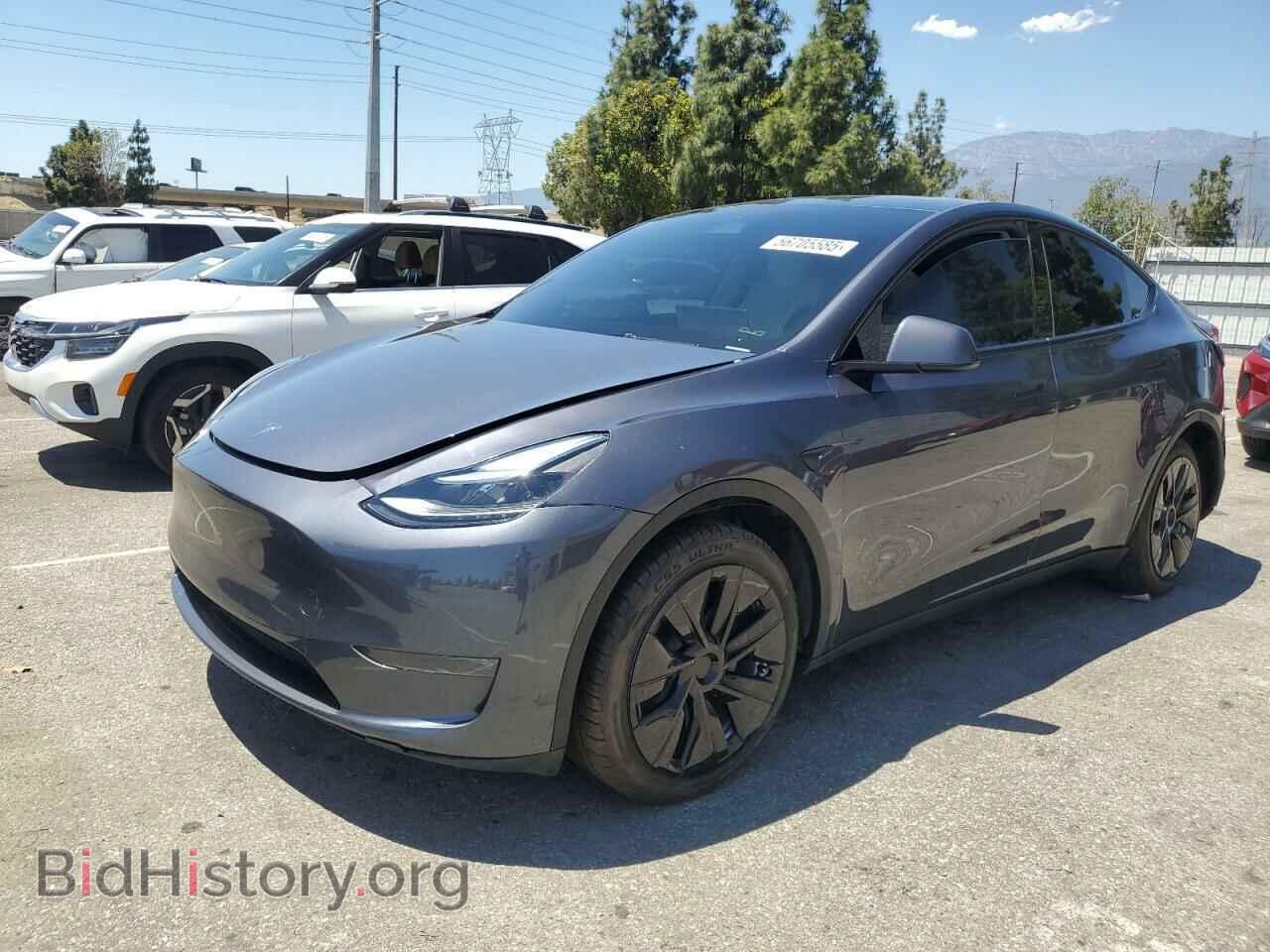 Photo 7SAYGDEEXRA215975 - TESLA MODEL Y 2024
