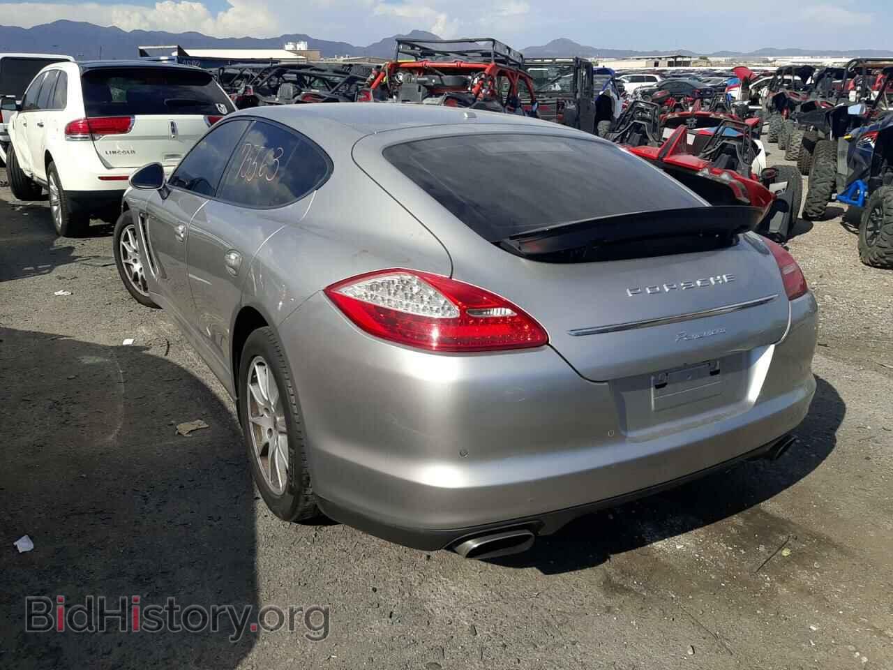 2011 PORSCHE PANAMERA - VIN: WP0AA2A71BL020834 - Фото 3