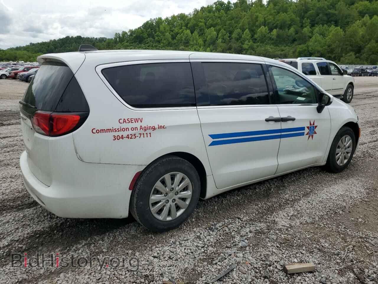 2021 CHRYSLER MINIVAN - VIN: 2C4RC1AG5MR503986 - Фото 3