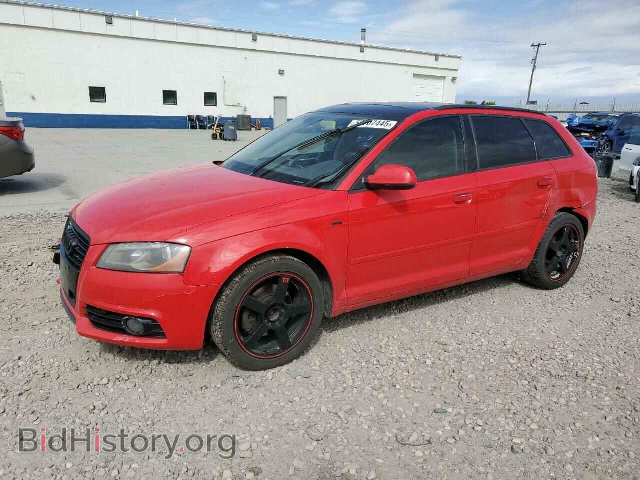 Фотография WAUKJAFM2BA151602 - AUDI A3 2011