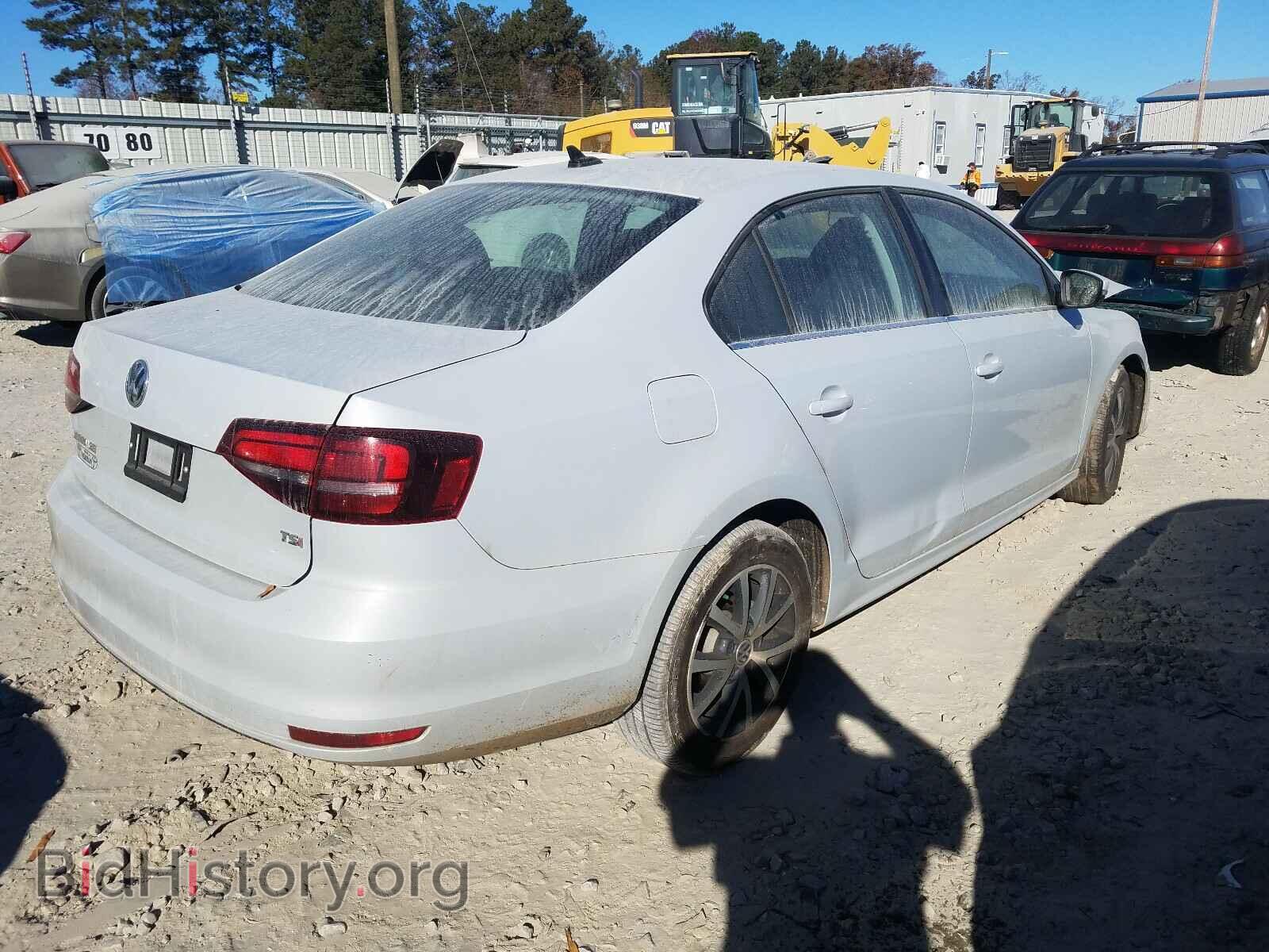 2017 VOLKSWAGEN JETTA - VIN: 3VWDB7AJ9HM312030 - Фото 4