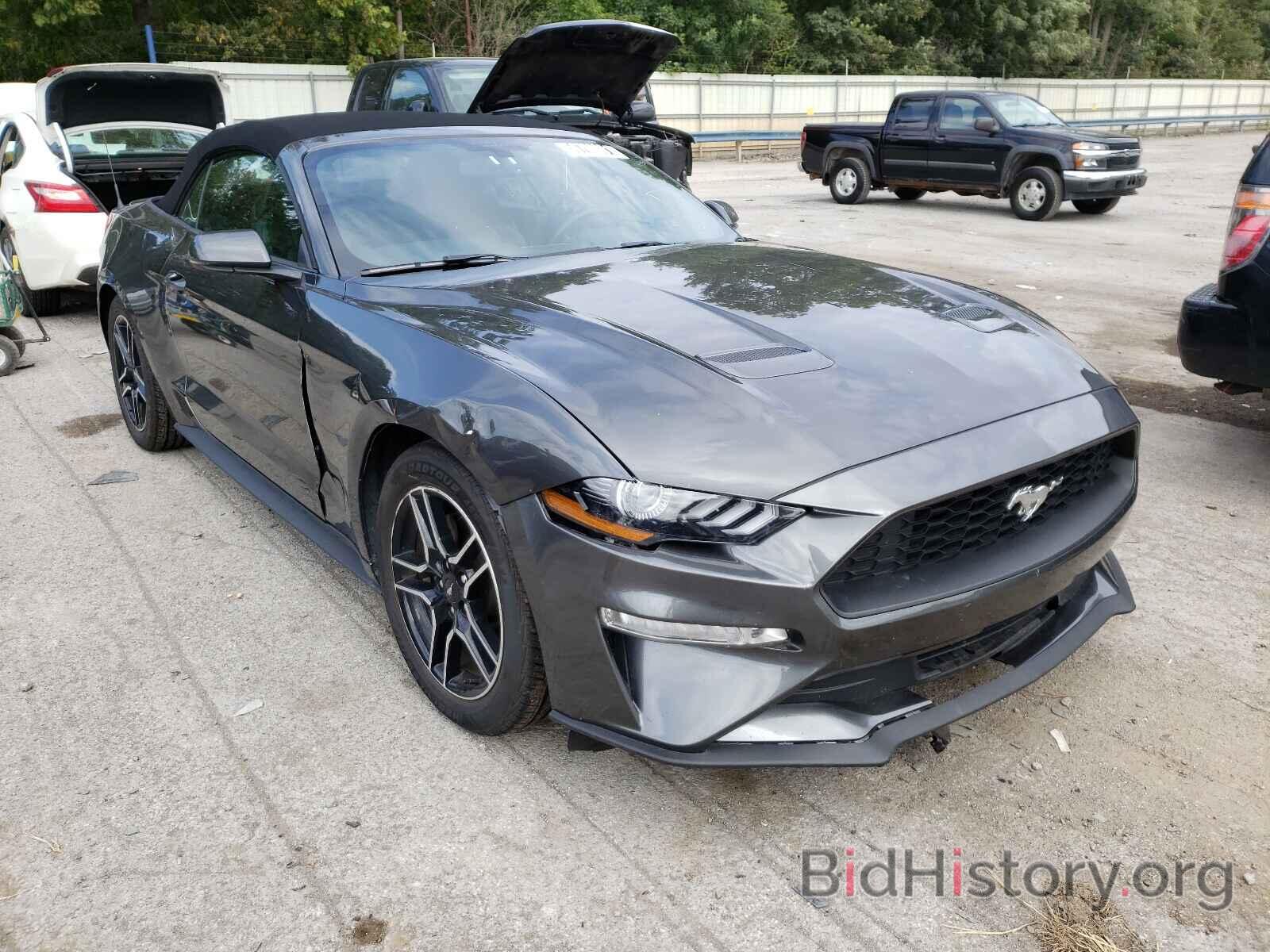 Photo 1FATP8UH3L5119021 - FORD MUSTANG 2020
