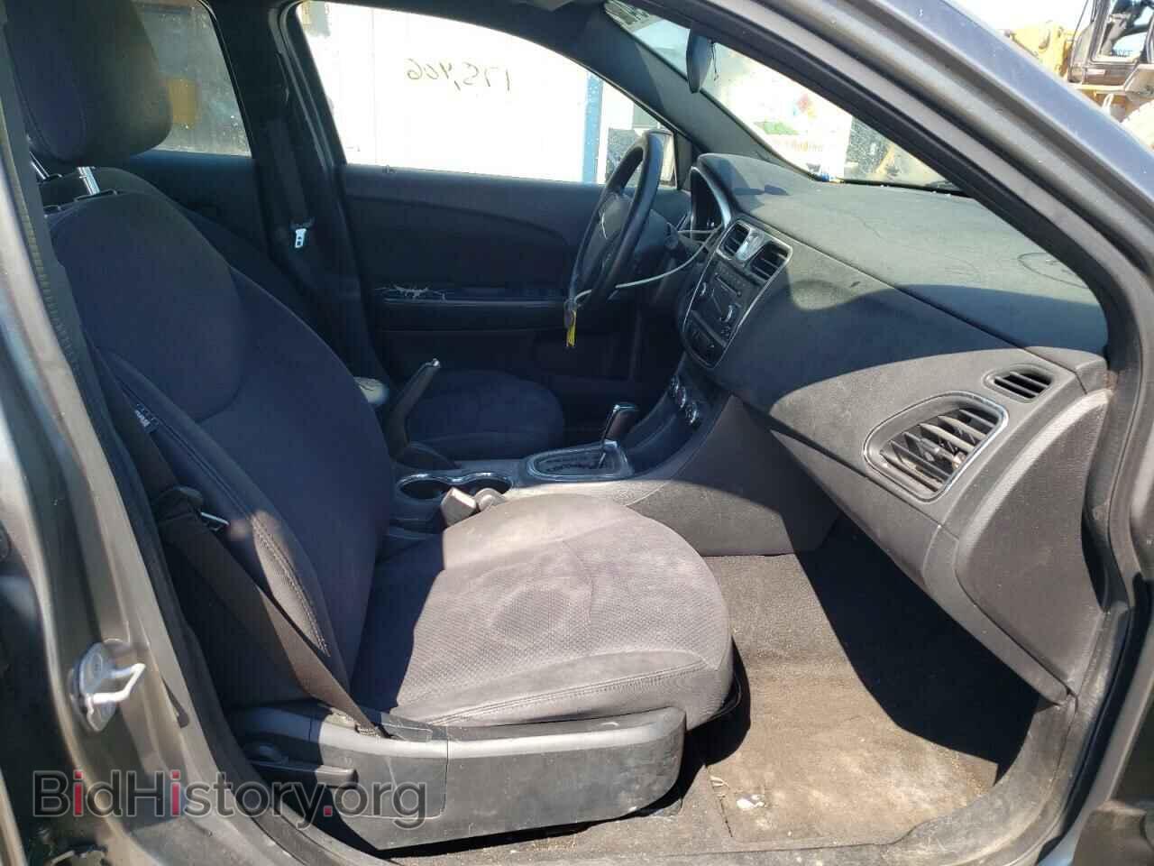 2012 CHRYSLER 200 - VIN: 1C3CCBAB2CN272223 - Фото 5
