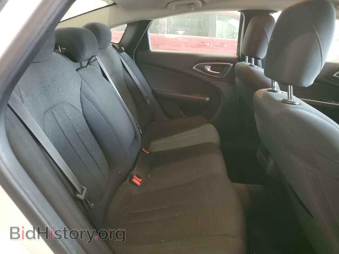 2016 CHRYSLER 200 - VIN: 1C3CCCFB4GN183452 - Фото 10