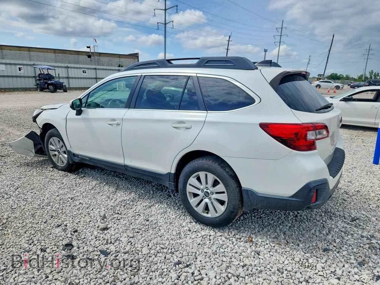 2018 SUBARU OUTBACK - VIN: 4S4BSAFC5J3339259 - Фото 2