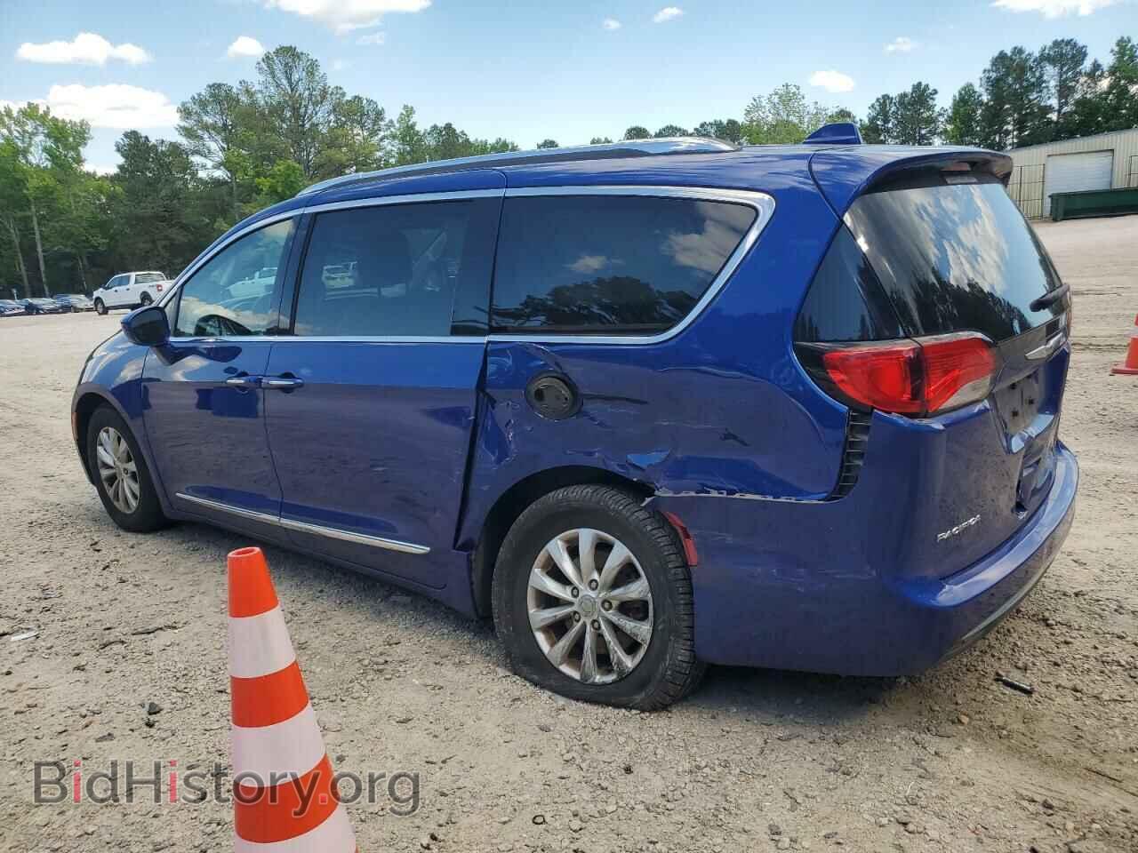 2018 CHRYSLER PACIFICA - VIN: 2C4RC1BG2JR257568 - Фото 2