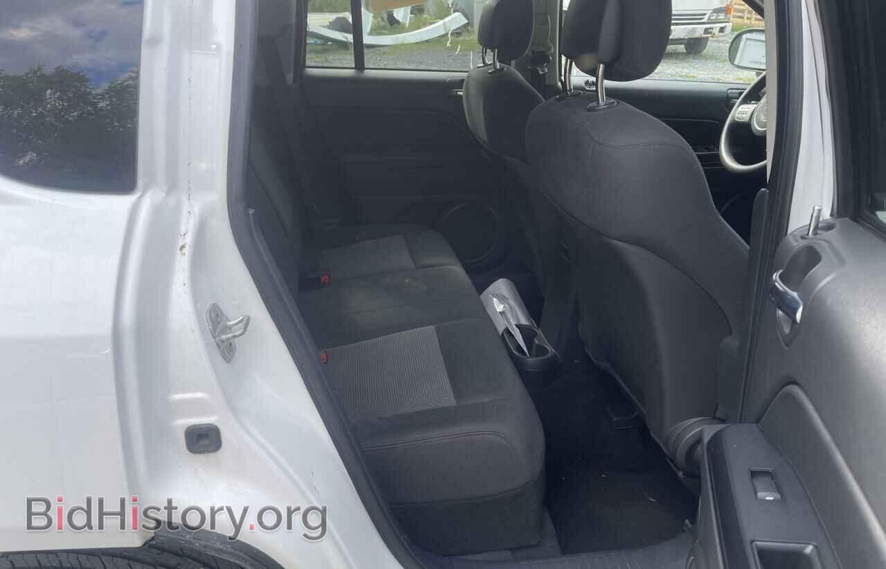 2011 JEEP COMPASS - VIN: 1J4NF1FB1BD206887 - Photo 6