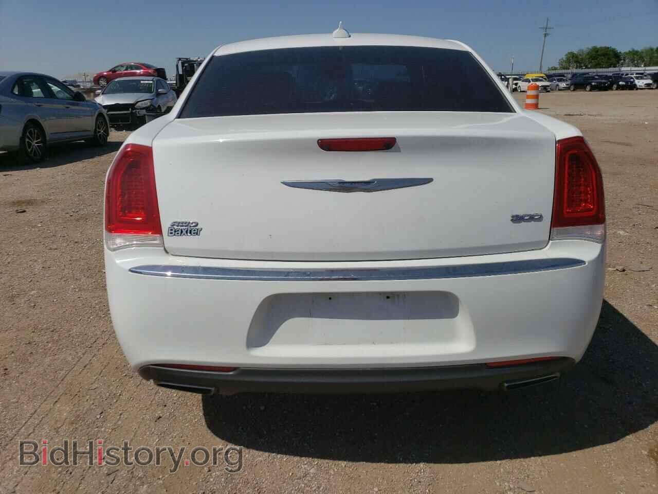 2016 CHRYSLER 300 - VIN: 2C3CCARGXGH128783 - Фото 6