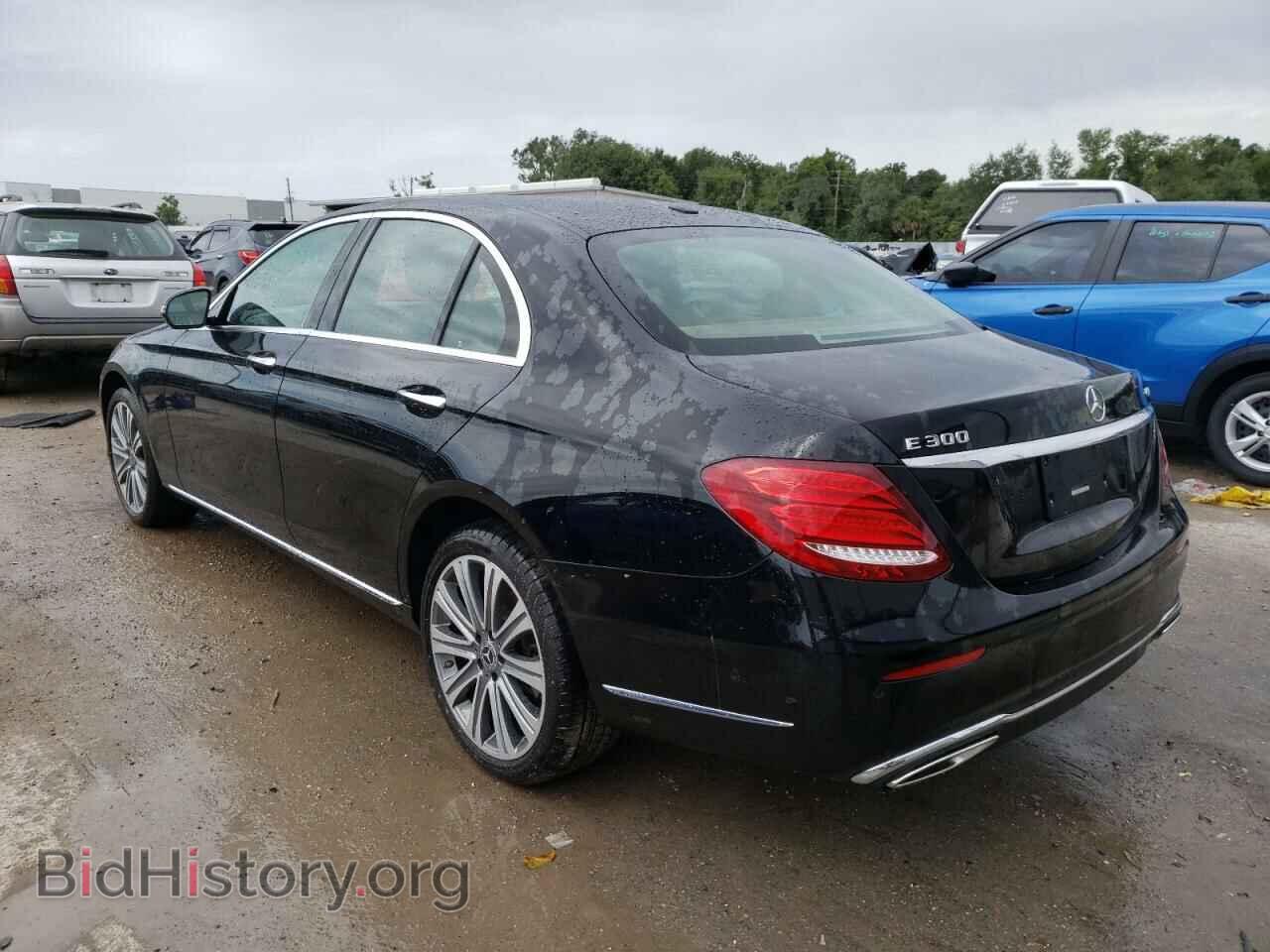 2018 MERCEDES-BENZ E-CLASS - VIN: WDDZF4KB1JA470163 - Фото 2