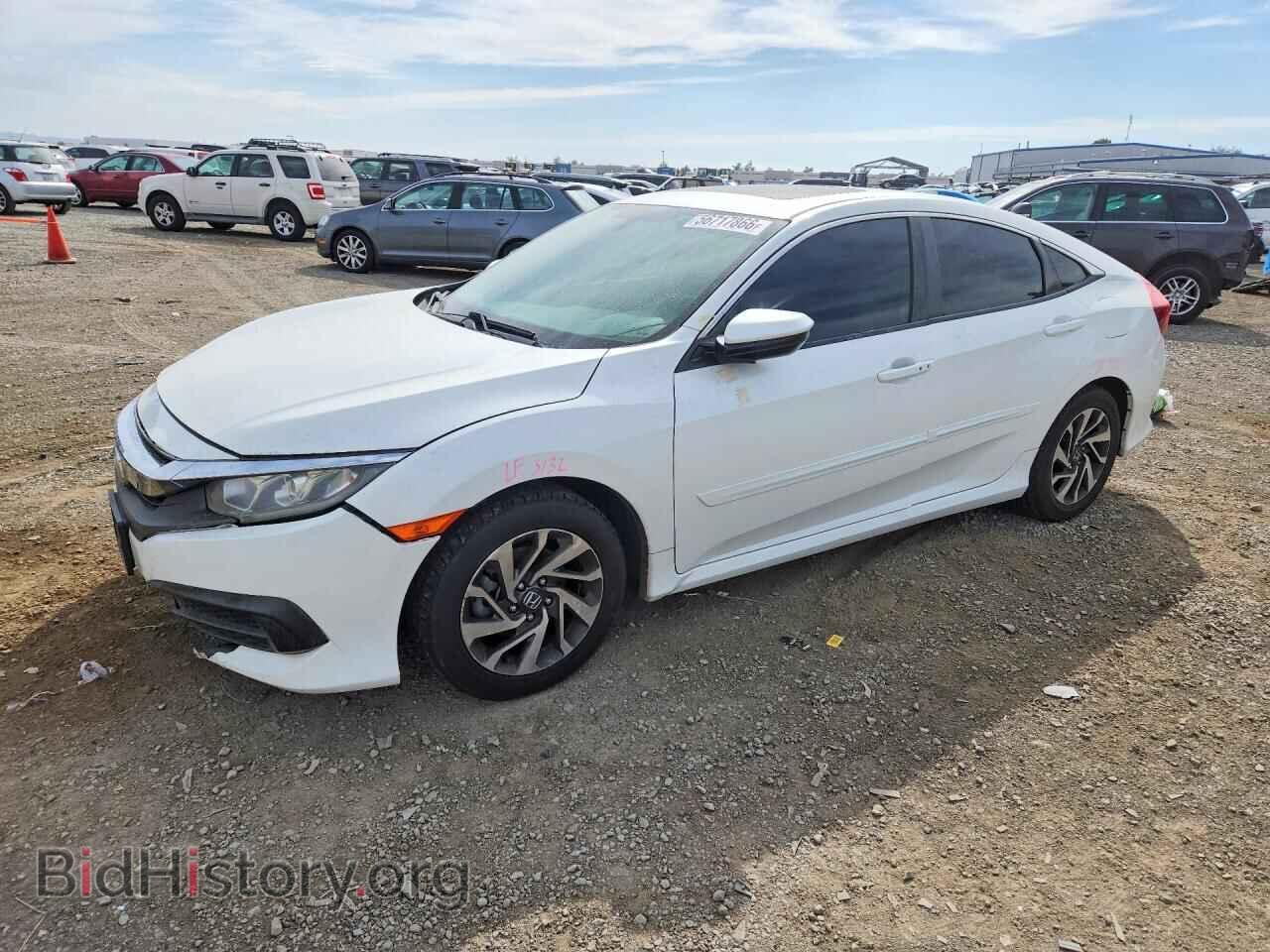 Фотография 19XFC2F73JE206438 - HONDA CIVIC 2018