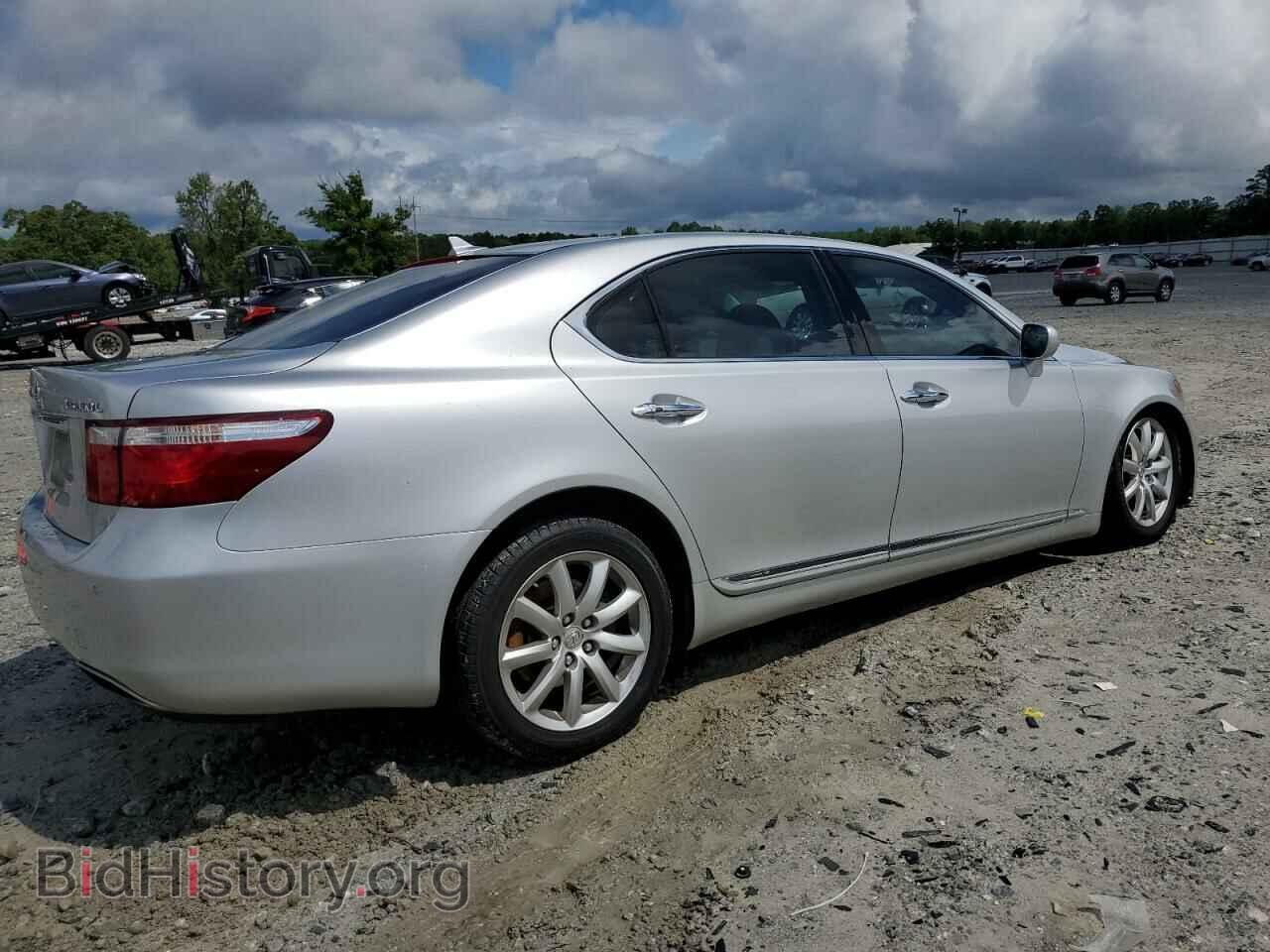 2007 LEXUS LS460 - VIN: JTHGL46F675013629 - Photo 3