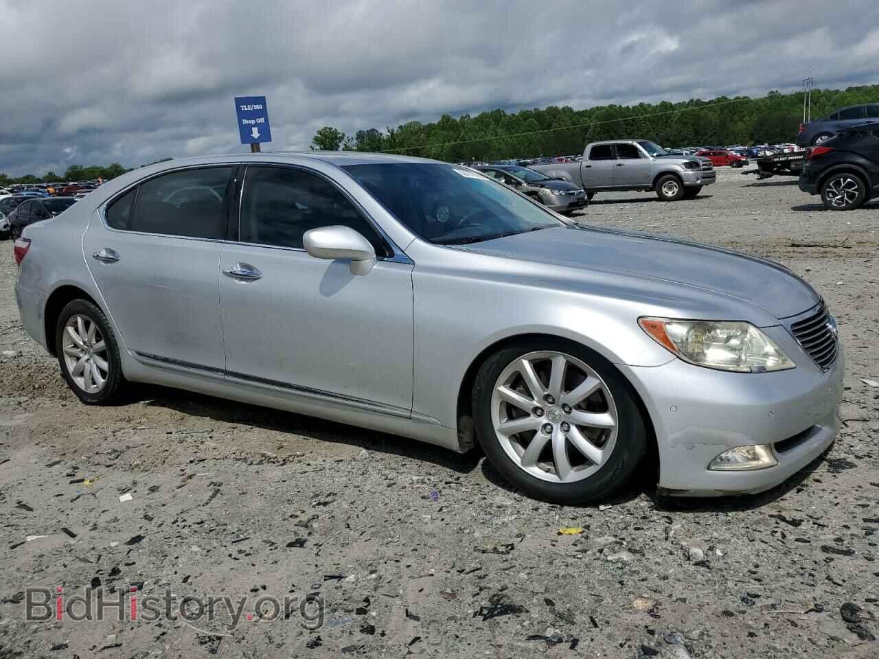 2007 LEXUS LS460 - VIN: JTHGL46F675013629 - Photo 4