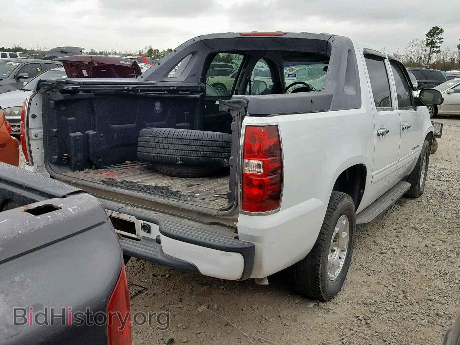 2010 CHEVROLET AVALANCHE - VIN: 3GNNCEE04AG296972 - Фото 4
