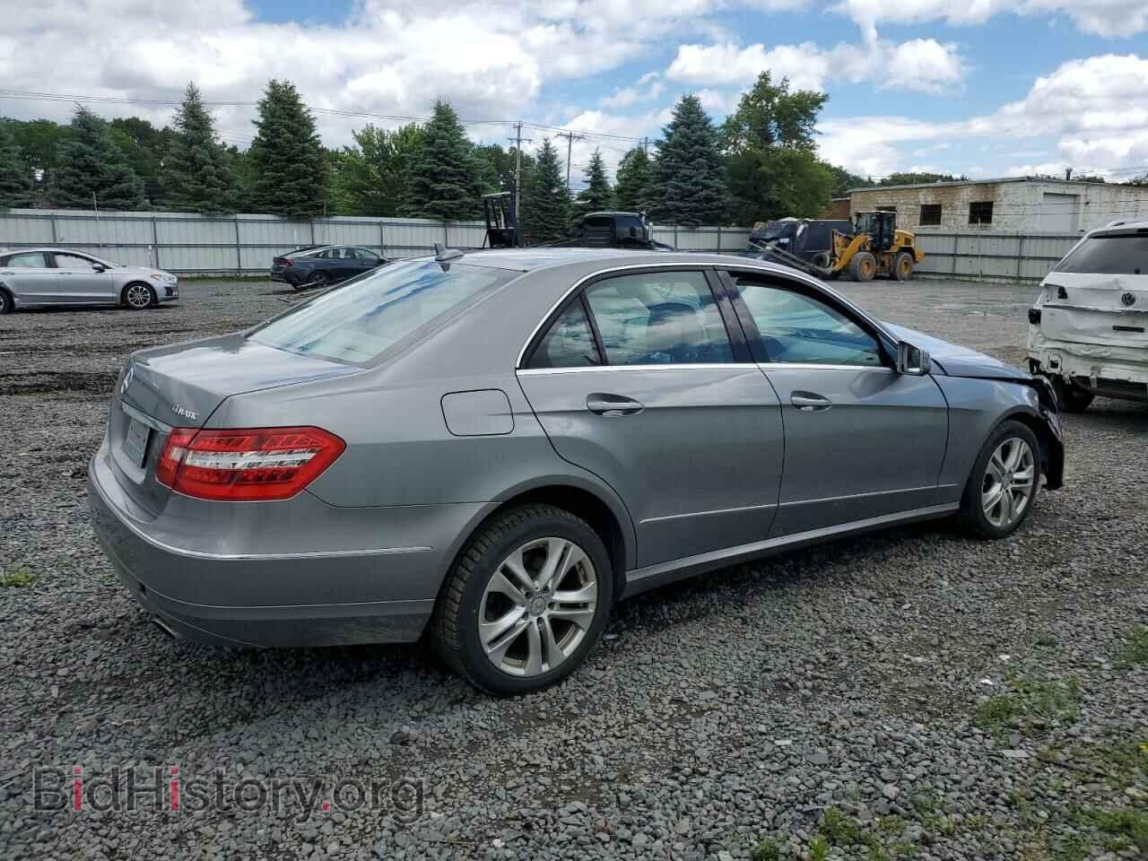 2011 MERCEDES-BENZ E-CLASS - VIN: WDDHF8HB2BA487517 - Фото 3