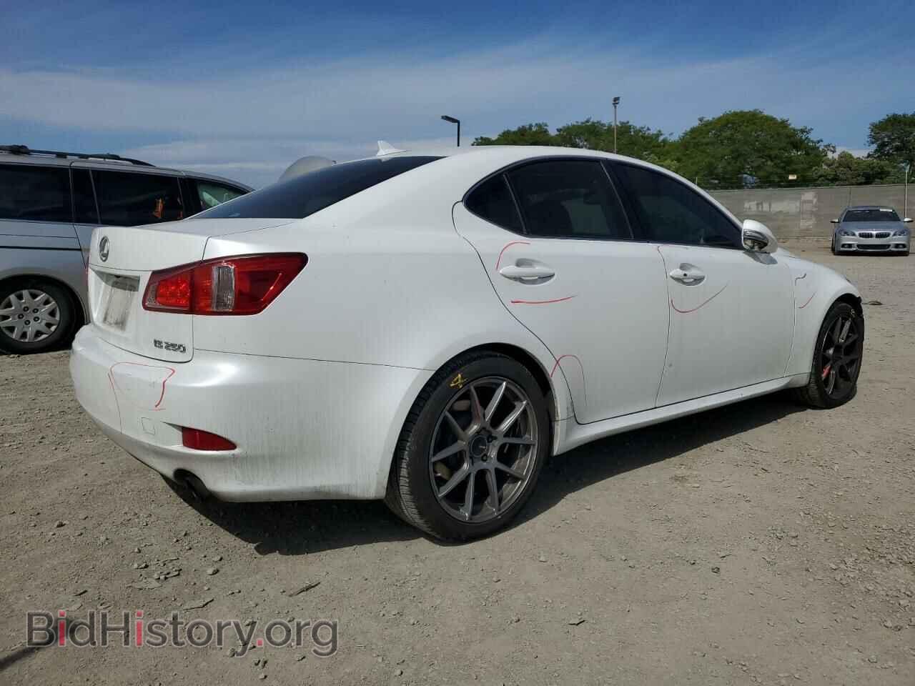 2011 LEXUS IS - VIN: JTHBF5C26B5133416 - Photo 3
