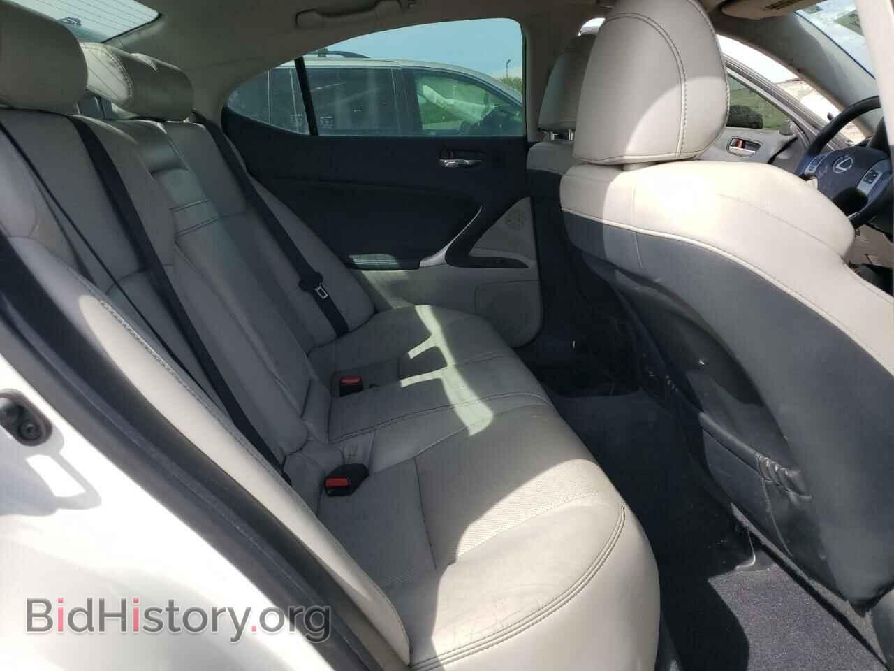 2011 LEXUS IS - VIN: JTHBF5C26B5133416 - Photo 10