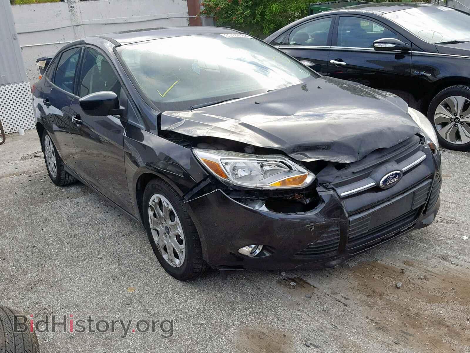 Photo 1FAHP3F28CL339431 - FORD FOCUS SE 2012