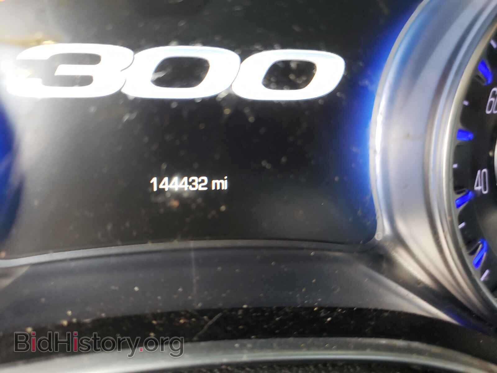 2016 CHRYSLER 300 - VIN: 2C3CCAEG1GH219771 - Фото 8