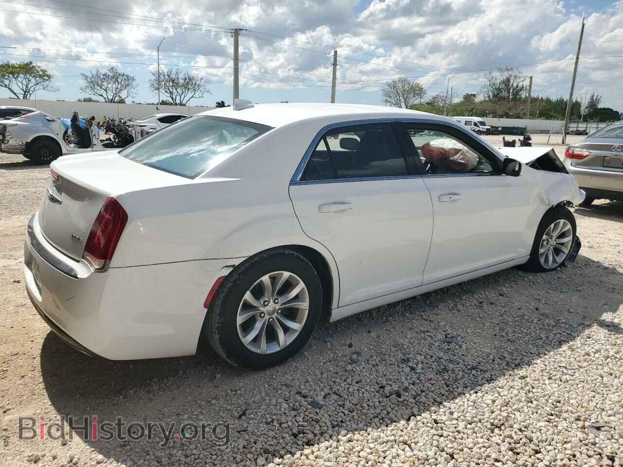 2015 CHRYSLER 300 - VIN: 2C3CCAAG5FH904019 - Фото 3