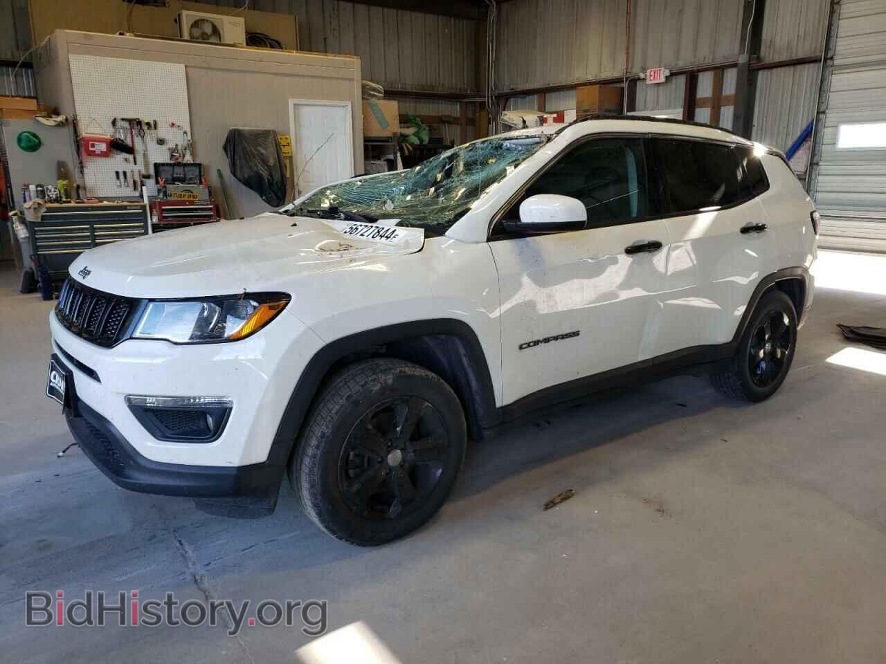Фотография 3C4NJDBB1JT192509 - JEEP COMPASS 2018