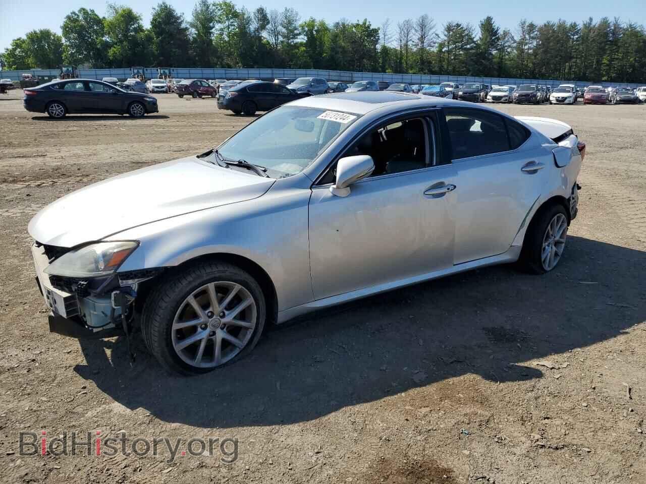 Photo JTHCF5C22C5055819 - LEXUS IS 2012