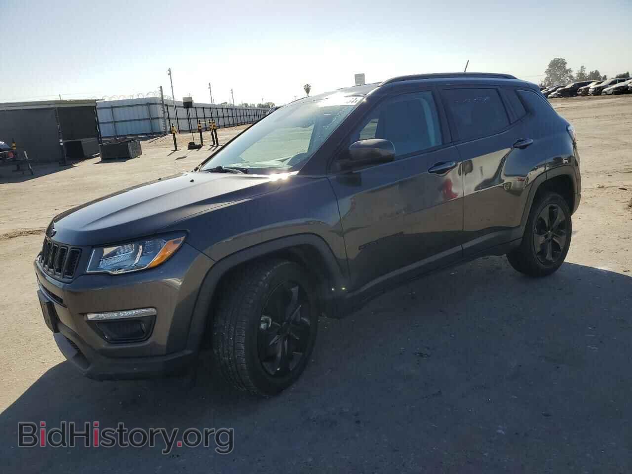 Photo 3C4NJDBB7KT740546 - JEEP COMPASS 2019