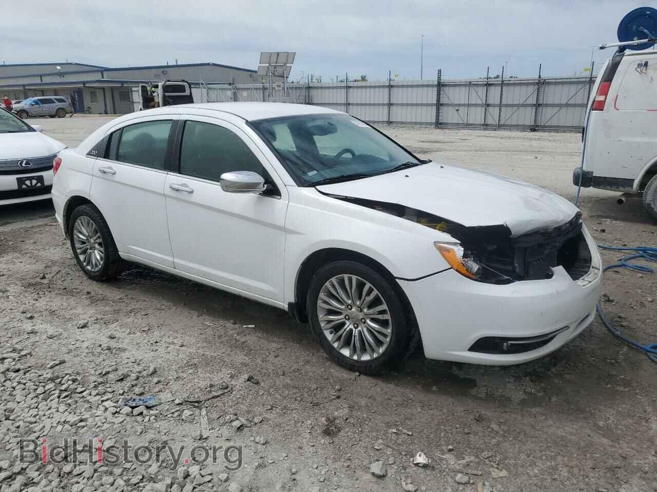 2012 CHRYSLER 200 - VIN: 1C3CCBCB0CN303496 - Фото 4
