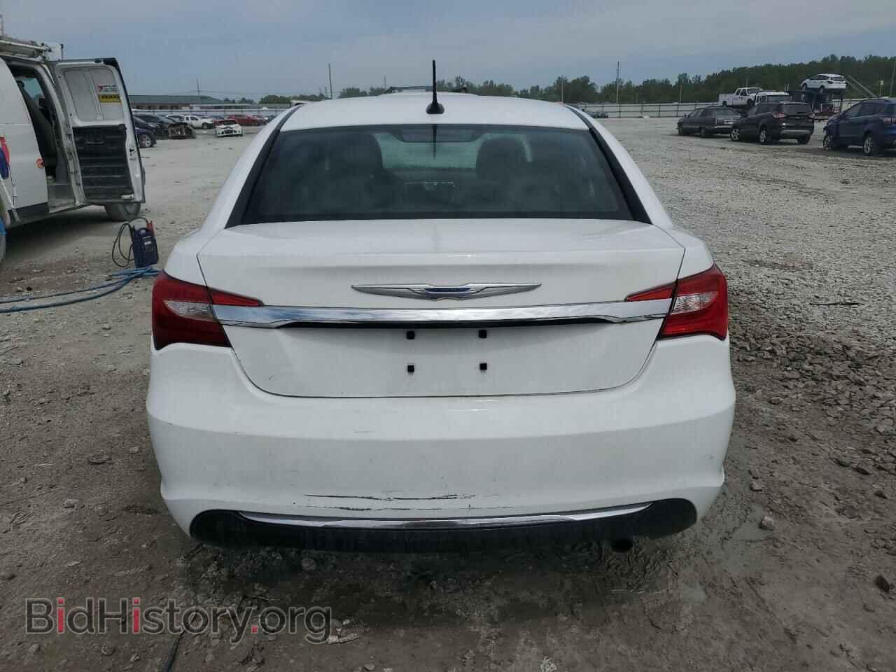 2012 CHRYSLER 200 - VIN: 1C3CCBCB0CN303496 - Фото 6