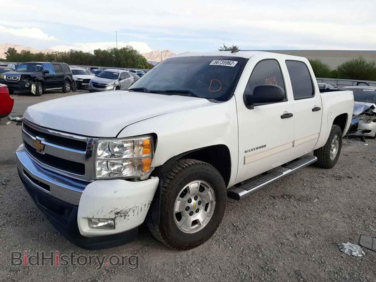 2011 CHEVROLET SILVERADO - VIN: 3GCPCSE00BG332898 - Фото 2