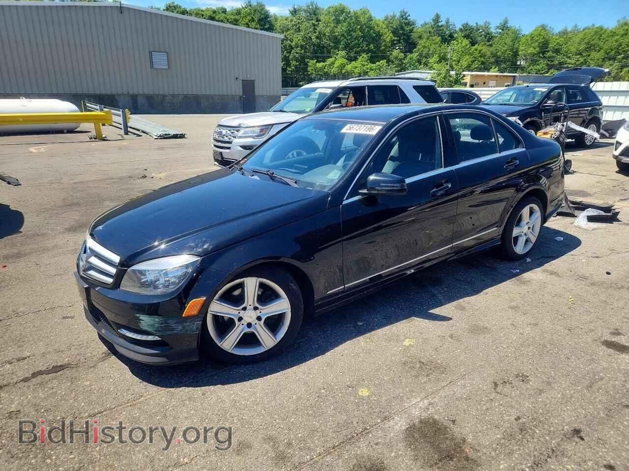Photo WDDGF8BB7BR186506 - MERCEDES-BENZ C-CLASS 2011