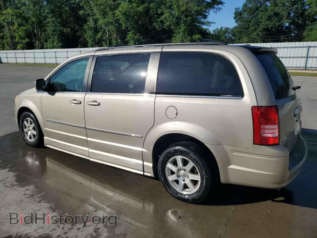 2009 CHRYSLER MINIVAN - VIN: 2A8HR54169R573442 - Фото 2